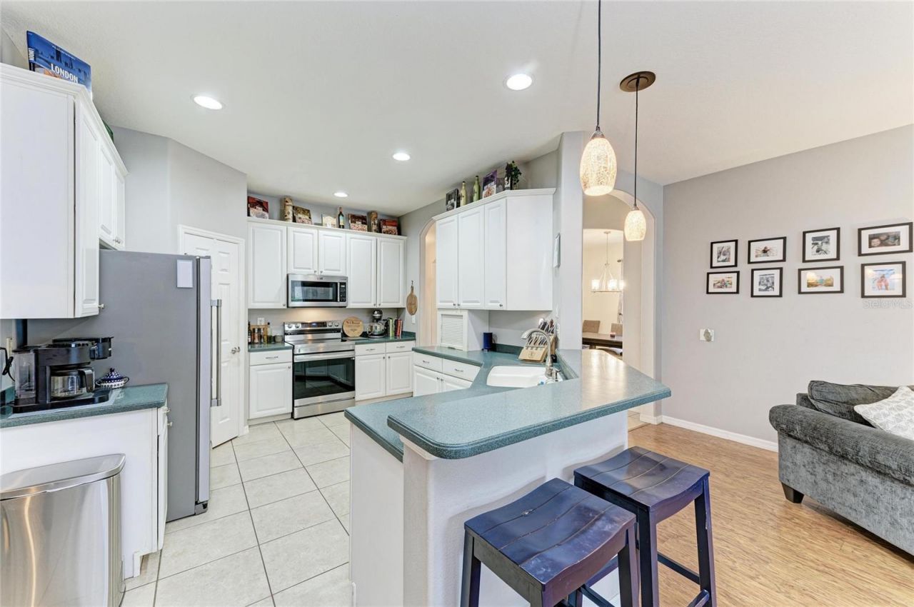 835 Cedarcrest Court, Sarasota, FL 34232 Photo