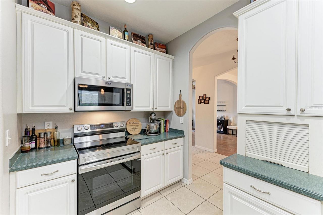 835 Cedarcrest Court, Sarasota, FL 34232 Photo