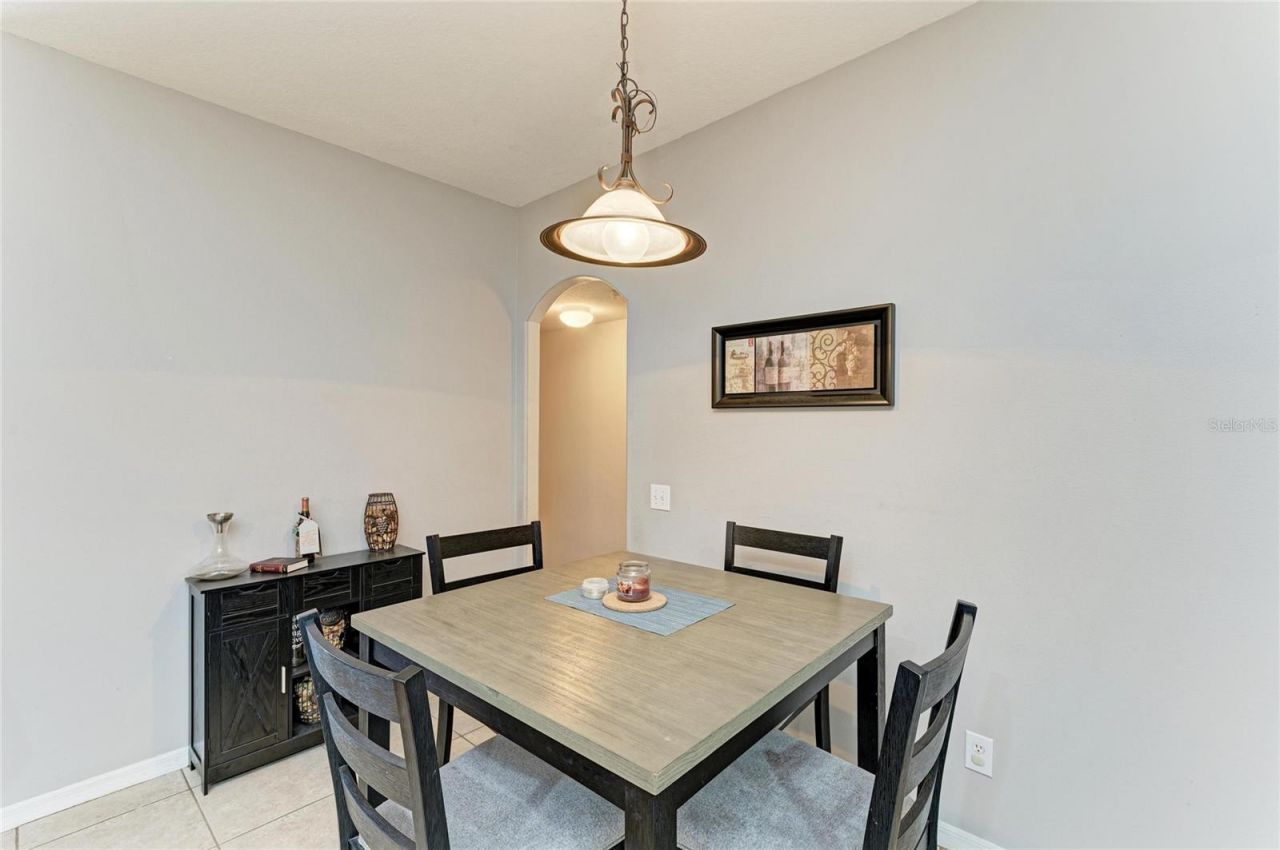 835 Cedarcrest Court, Sarasota, FL 34232 Photo