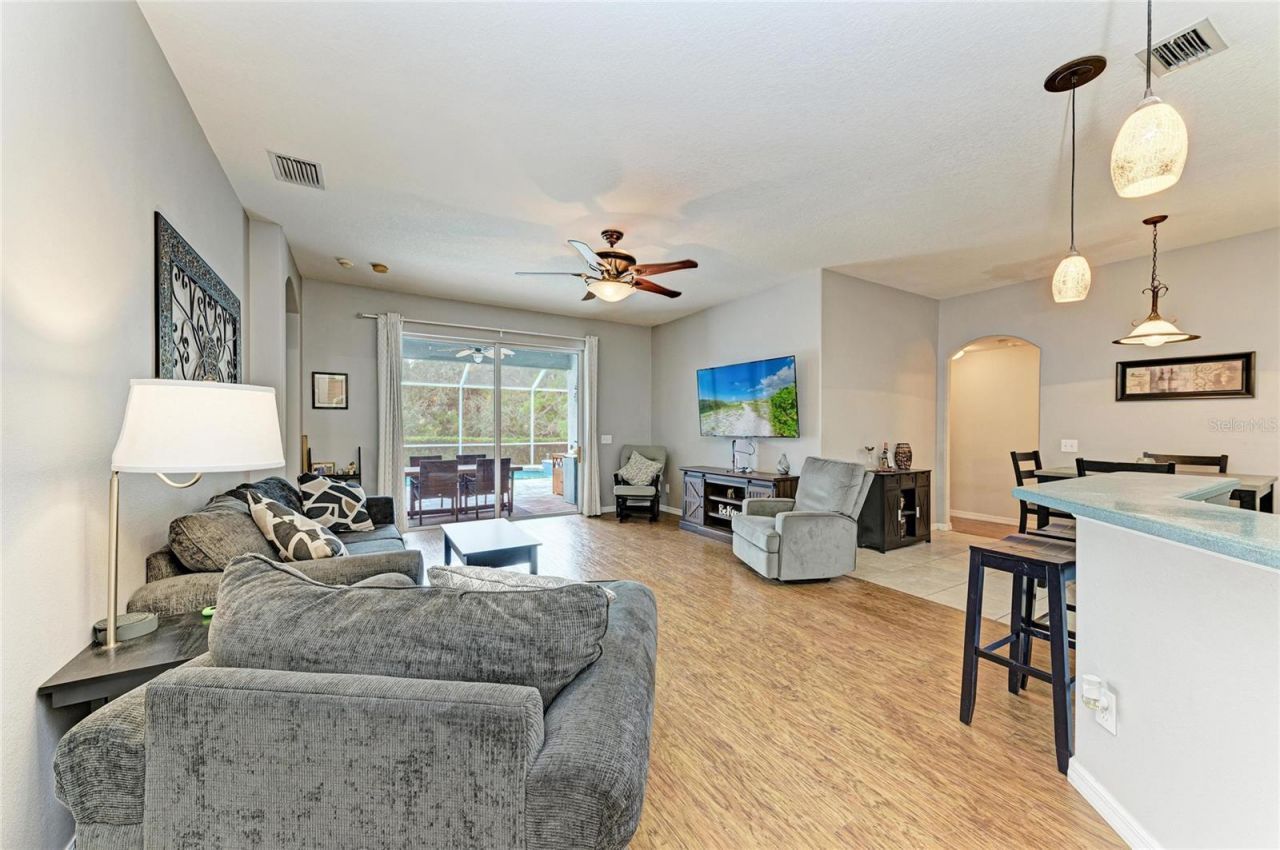 835 Cedarcrest Court, Sarasota, FL 34232 Photo