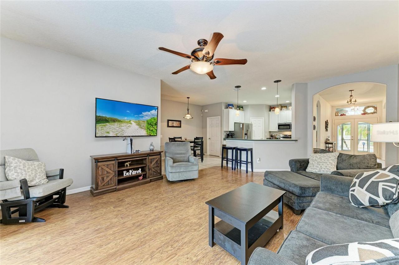 835 Cedarcrest Court, Sarasota, FL 34232 Photo