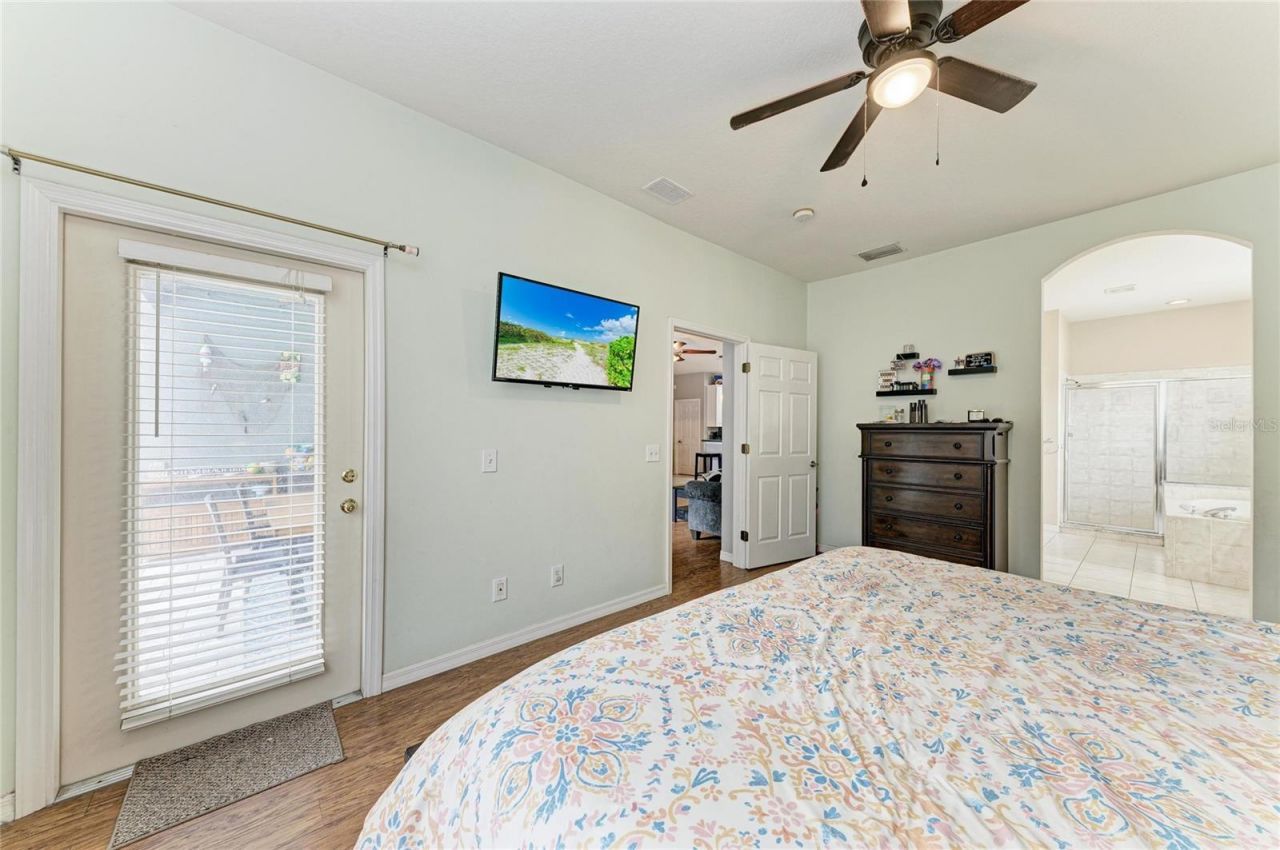 835 Cedarcrest Court, Sarasota, FL 34232 Photo