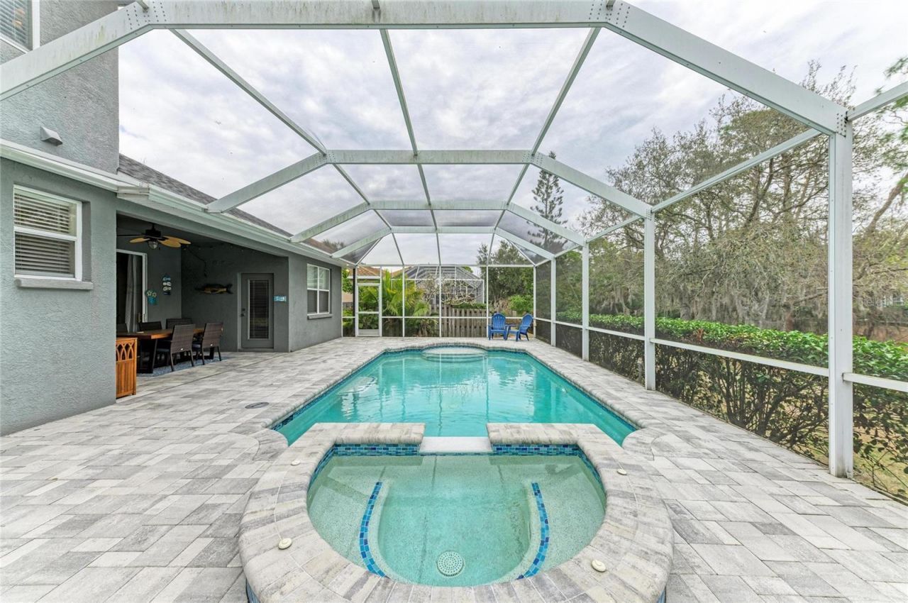 835 Cedarcrest Court, Sarasota, FL 34232 Photo