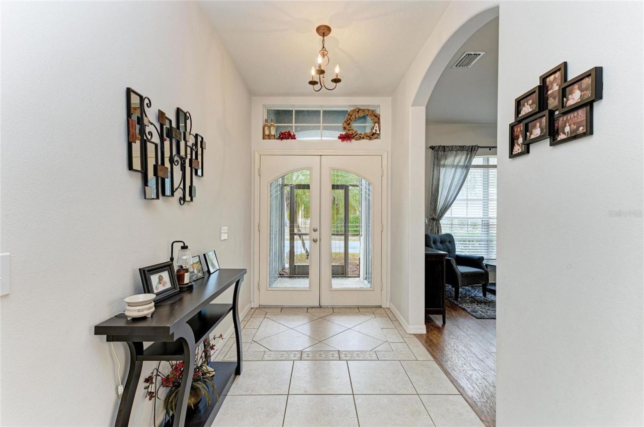 835 Cedarcrest Court, Sarasota, FL 34232 Photo