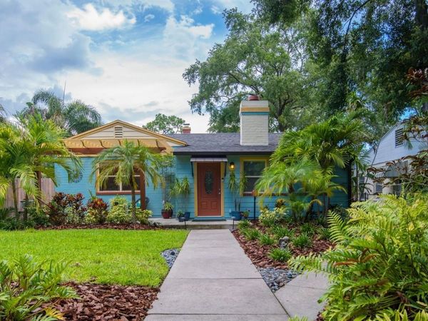 135 17TH AVENUE N, ST PETERSBURG, FL 33704