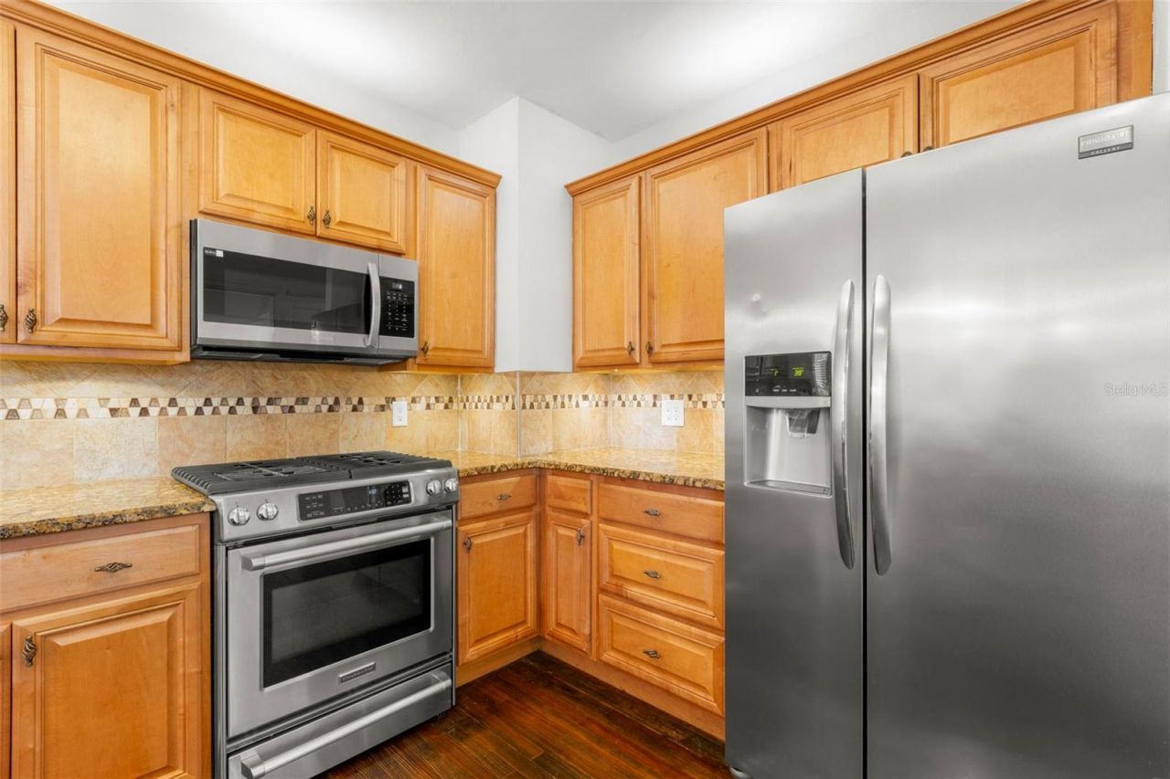 135 17th Avenue N, Saint Petersburg, FL 33704 Photo