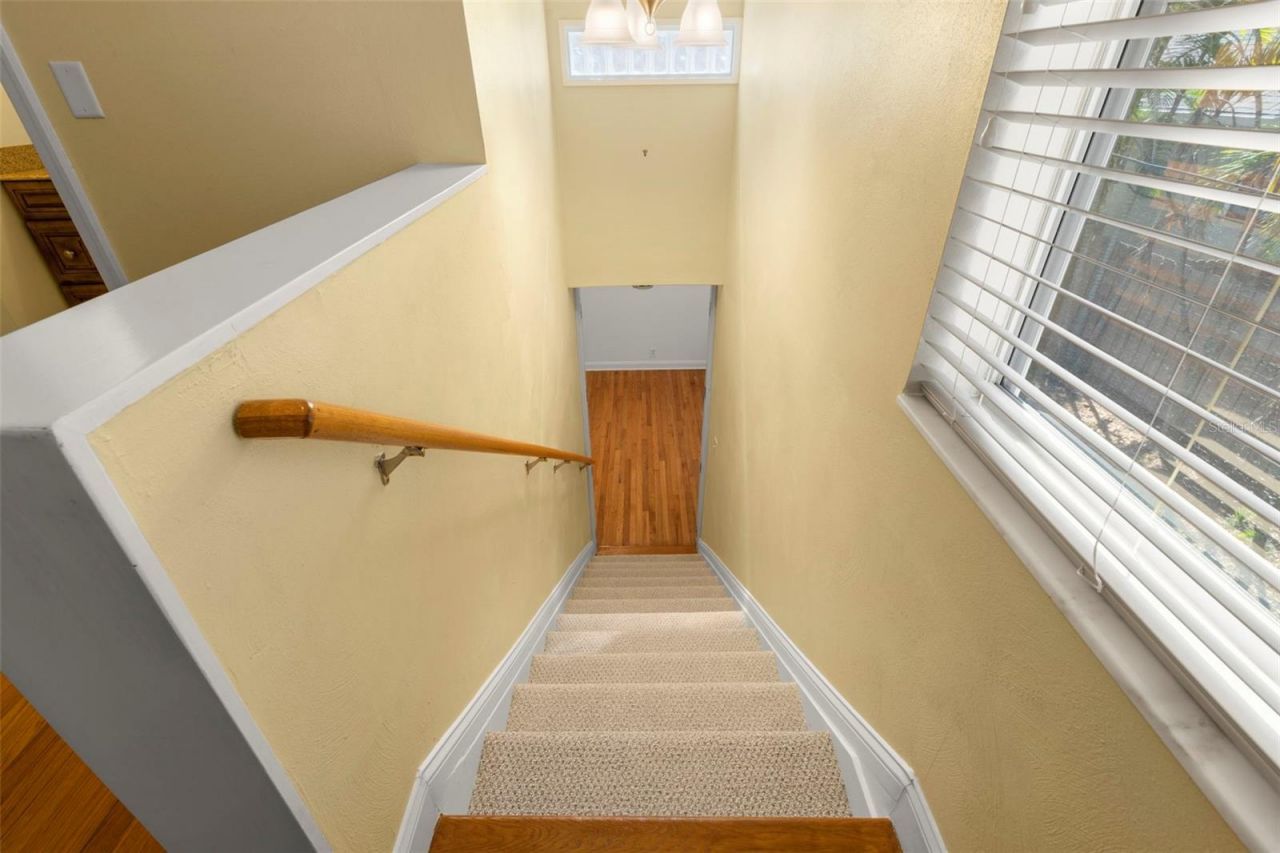 135 17th Avenue N, Saint Petersburg, FL 33704 Photo