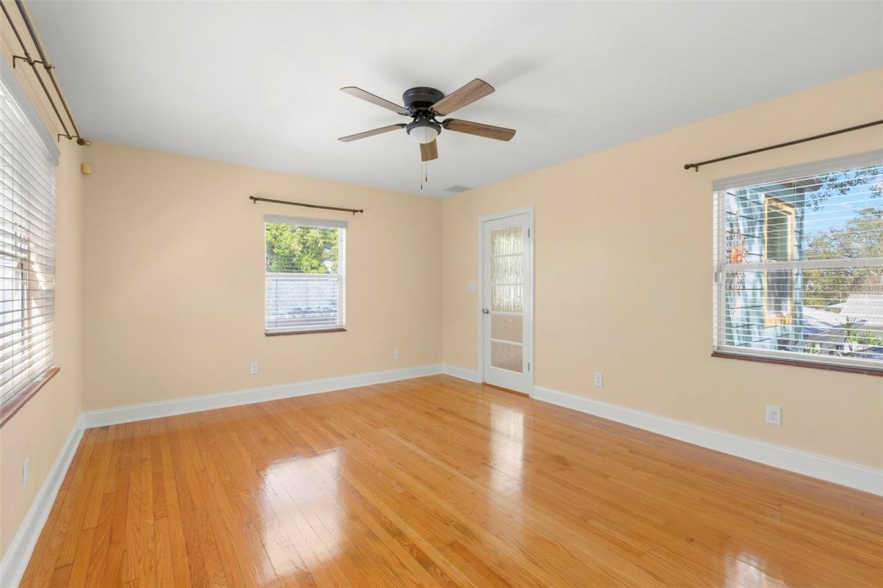 135 17th Avenue N, Saint Petersburg, FL 33704 Photo