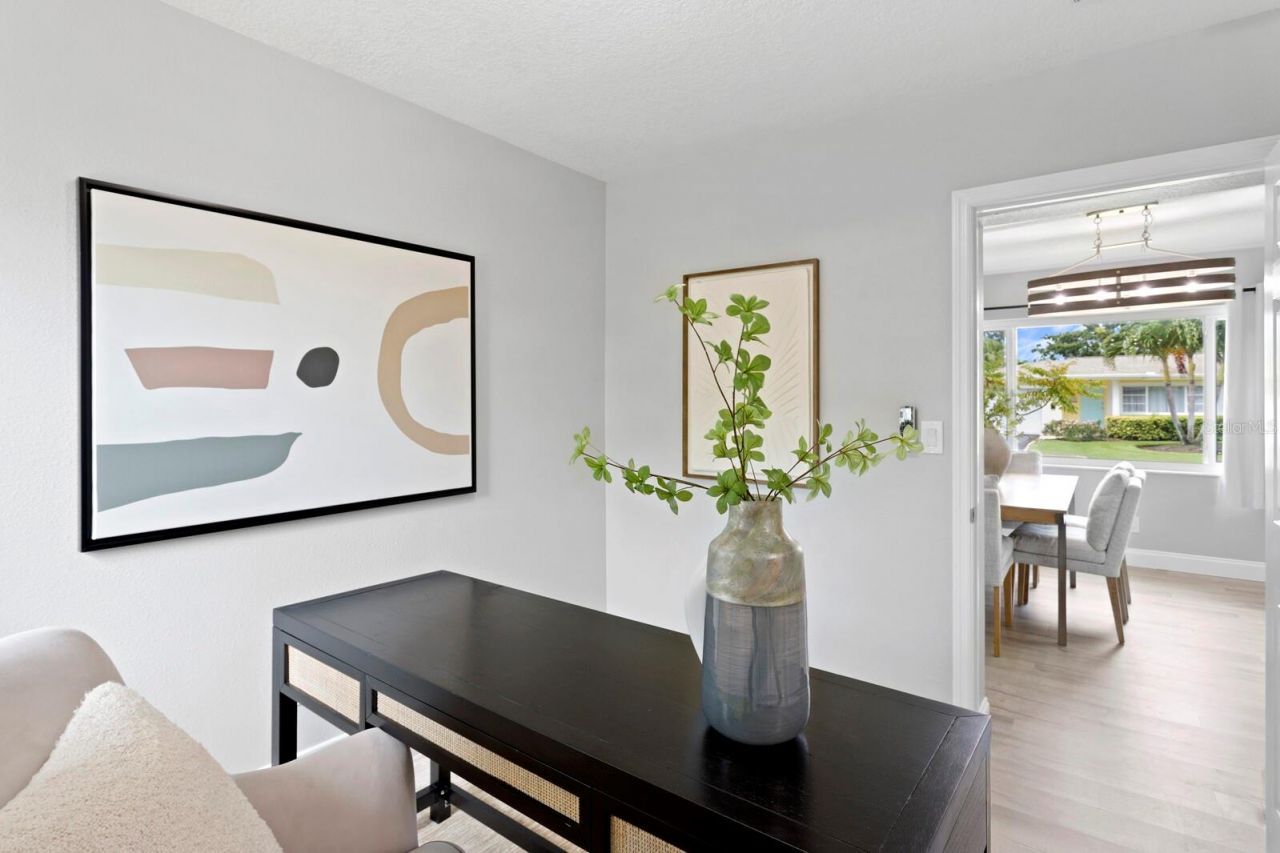 4300 Maple Street Ne, Saint Petersburg, FL 33703 Photo