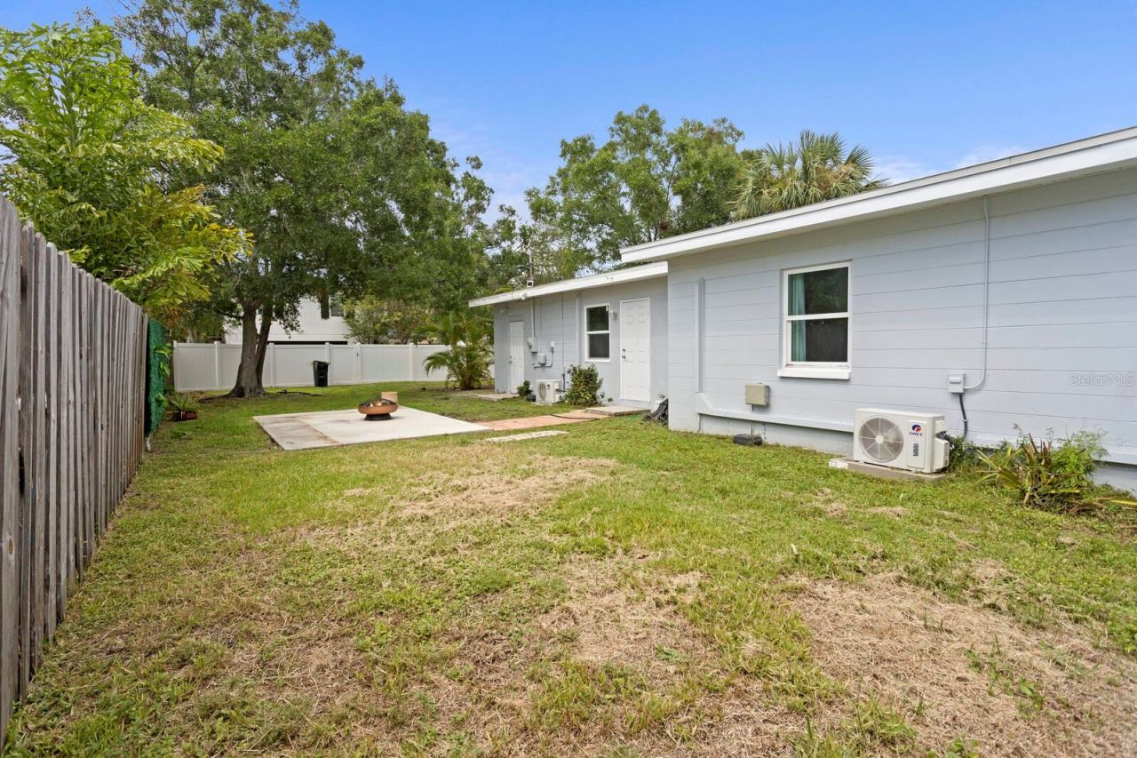 4300 Maple Street Ne, Saint Petersburg, FL 33703 Photo