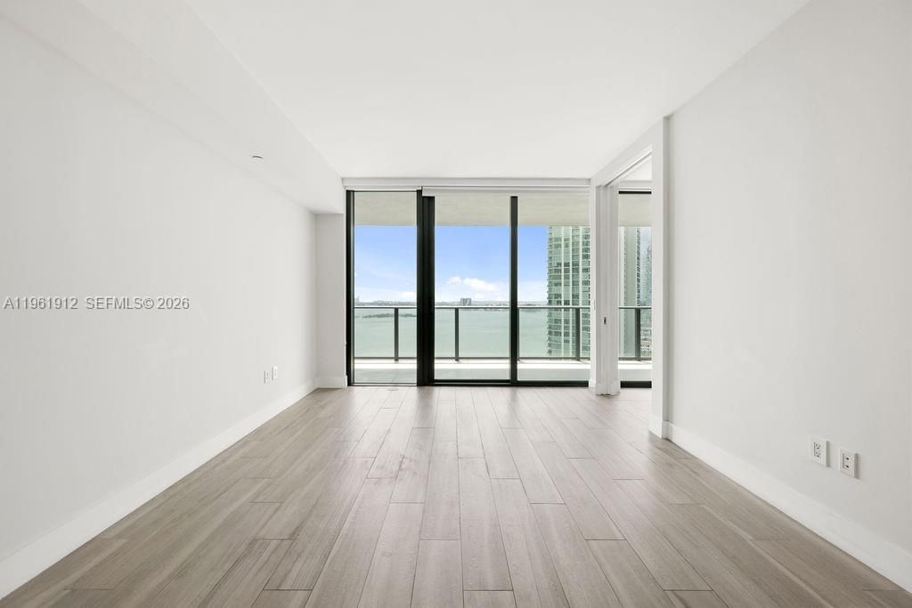650 NE 32nd St , Unit 2205, Miami, FL 33137 Photo