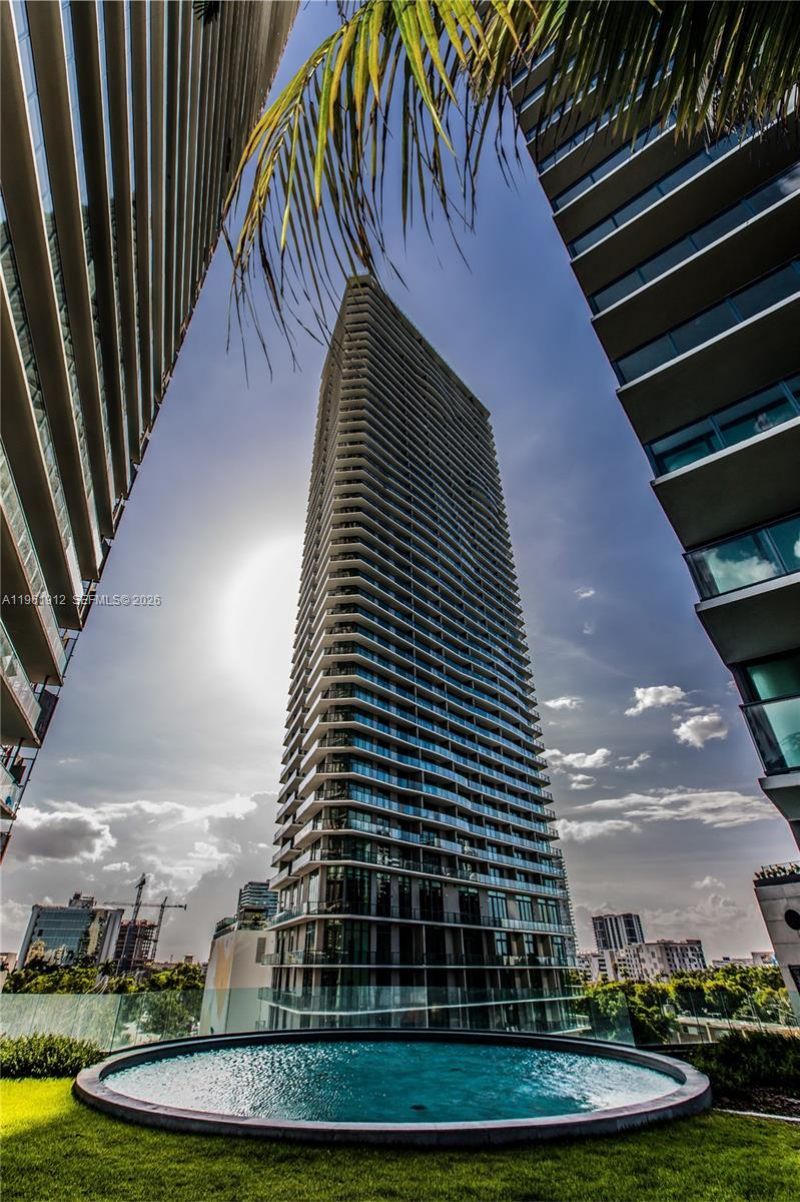 650 NE 32nd St , Unit 2205, Miami, FL 33137 Photo