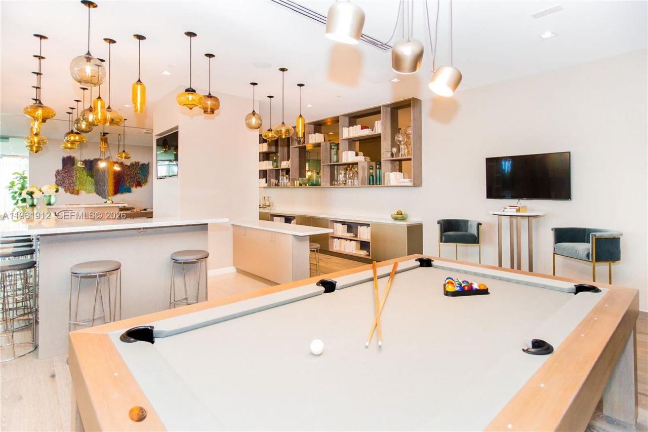 650 NE 32nd St , Unit 2205, Miami, FL 33137 Photo