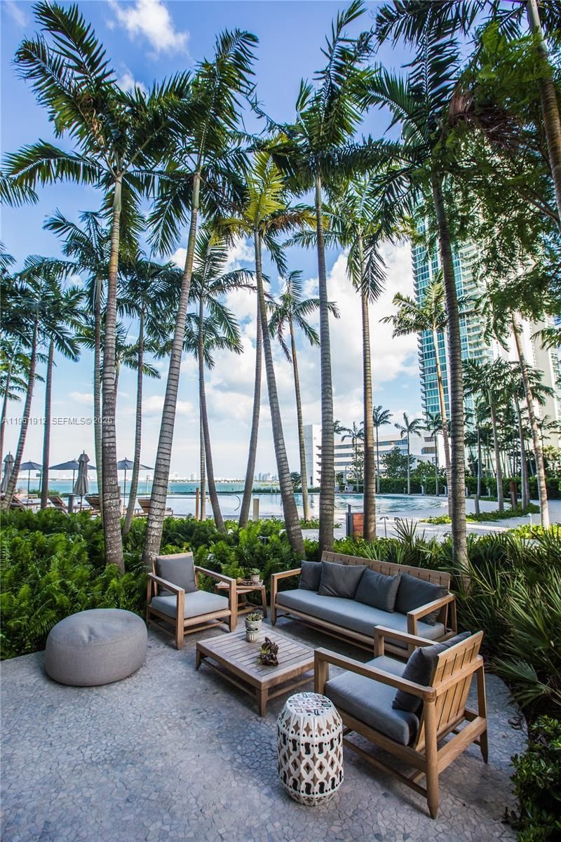 650 NE 32nd St , Unit 2205, Miami, FL 33137 Photo