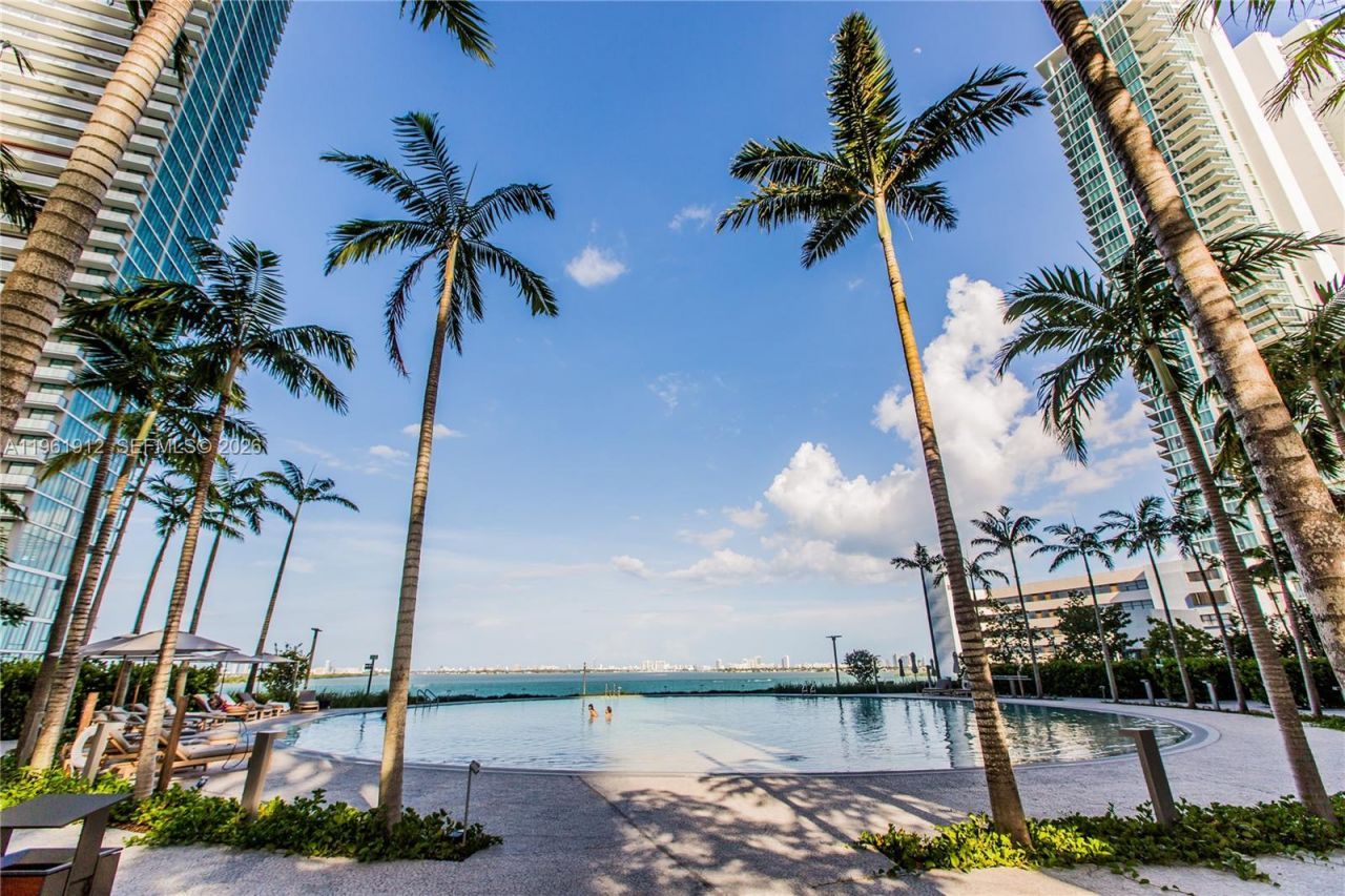 650 NE 32nd St , Unit 2205, Miami, FL 33137 Photo