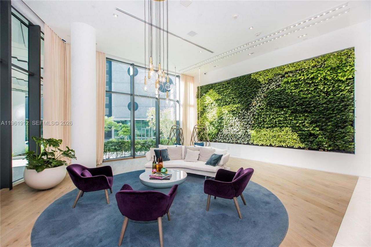 650 NE 32nd St , Unit 2205, Miami, FL 33137 Photo