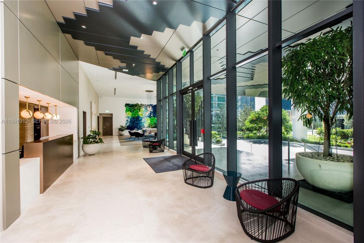 650 NE 32nd St , Unit 2205, Miami, FL 33137 Photo