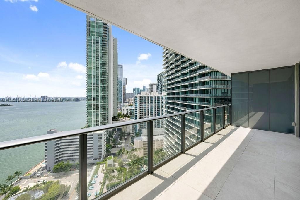 650 NE 32nd St , Unit 2205, Miami, FL 33137 Photo