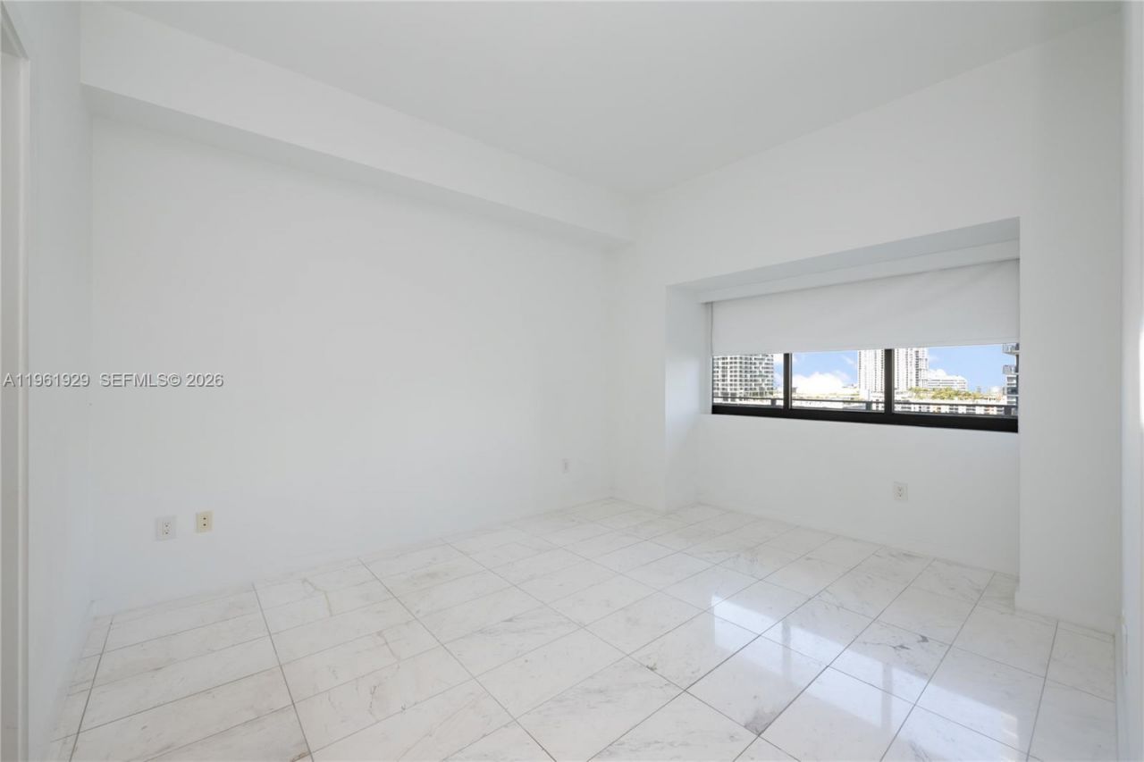 480 NE 31st St, Unit 1504, Miami, FL 33137 Photo