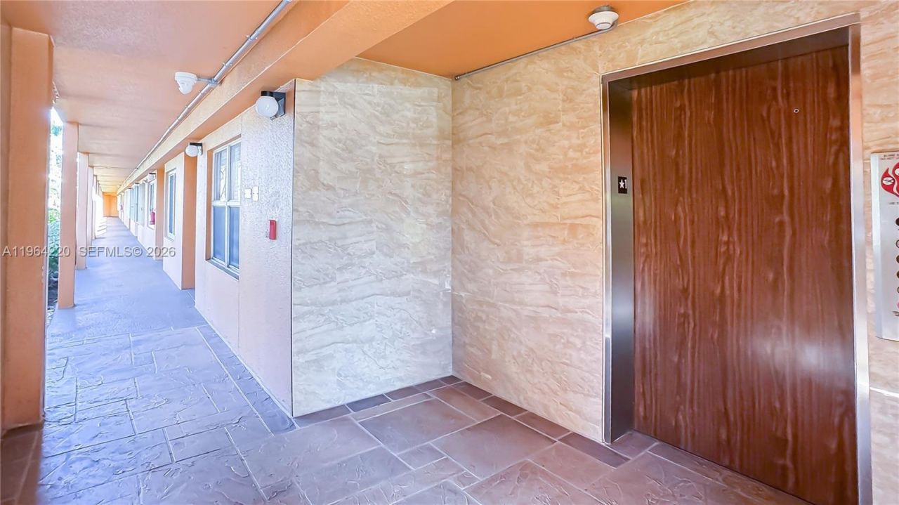 571 SW 141st Ave, Unit 207N, Pembroke Pines, FL 33027 Photo