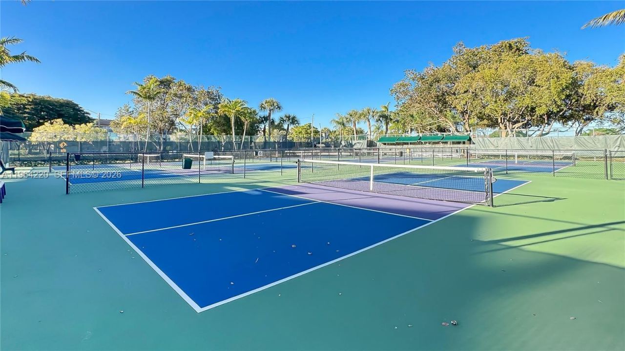 571 SW 141st Ave, Unit 207N, Pembroke Pines, FL 33027 Photo