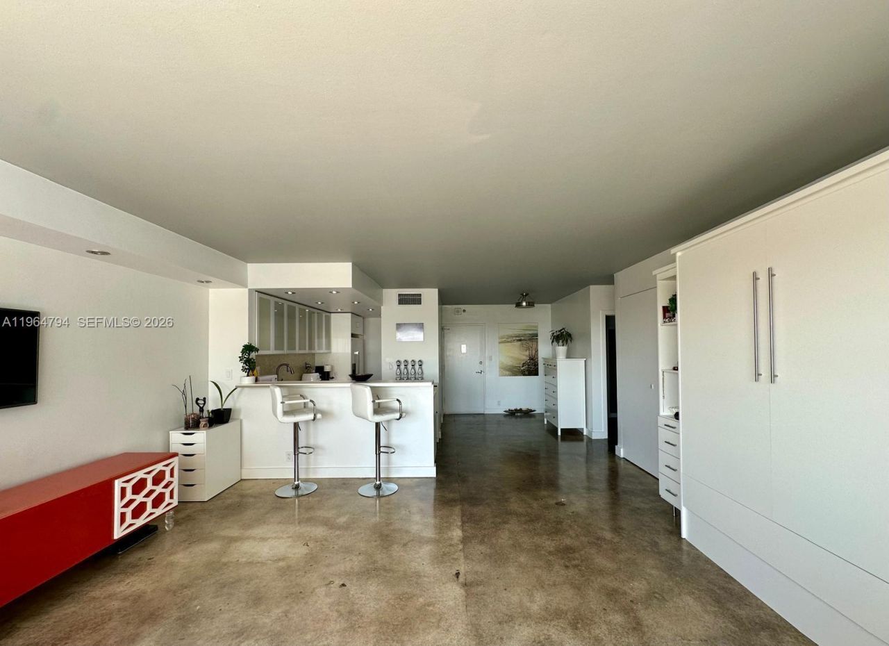 1000 West Ave , Unit 932, Miami Beach, FL 33139 Photo