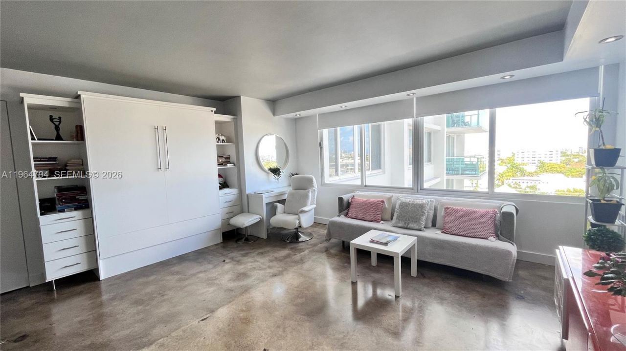 1000 West Ave, Unit 932, Miami Beach, FL 33139 Photo