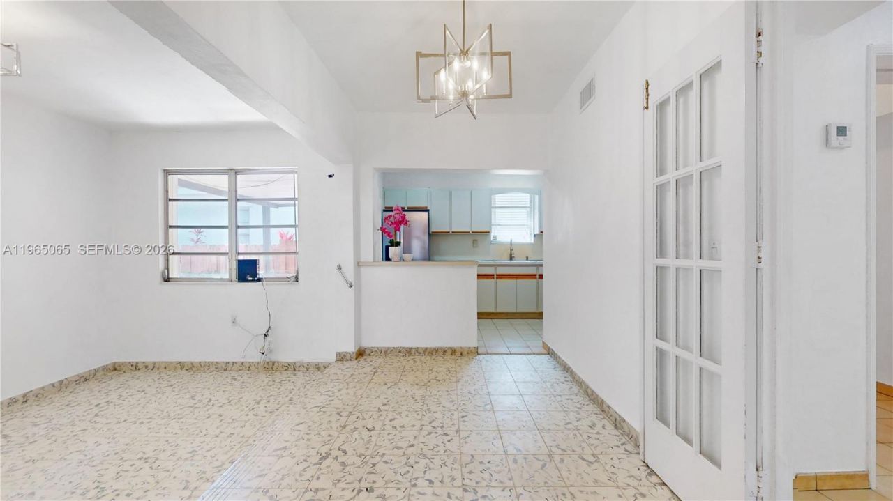 3330 SW 2nd St, Miami, FL 33135 Photo