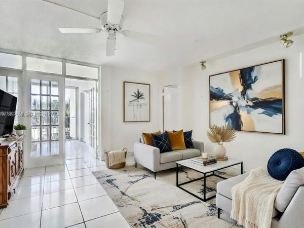 6450 Collins Ave, Unit 202, Miami Beach, FL 33141