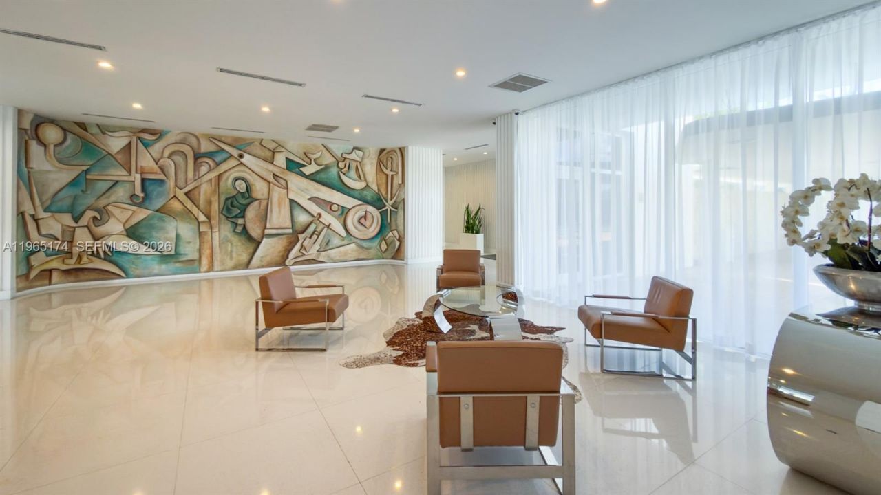 6450 Collins Ave , Unit 202, Miami Beach, FL 33141 Photo