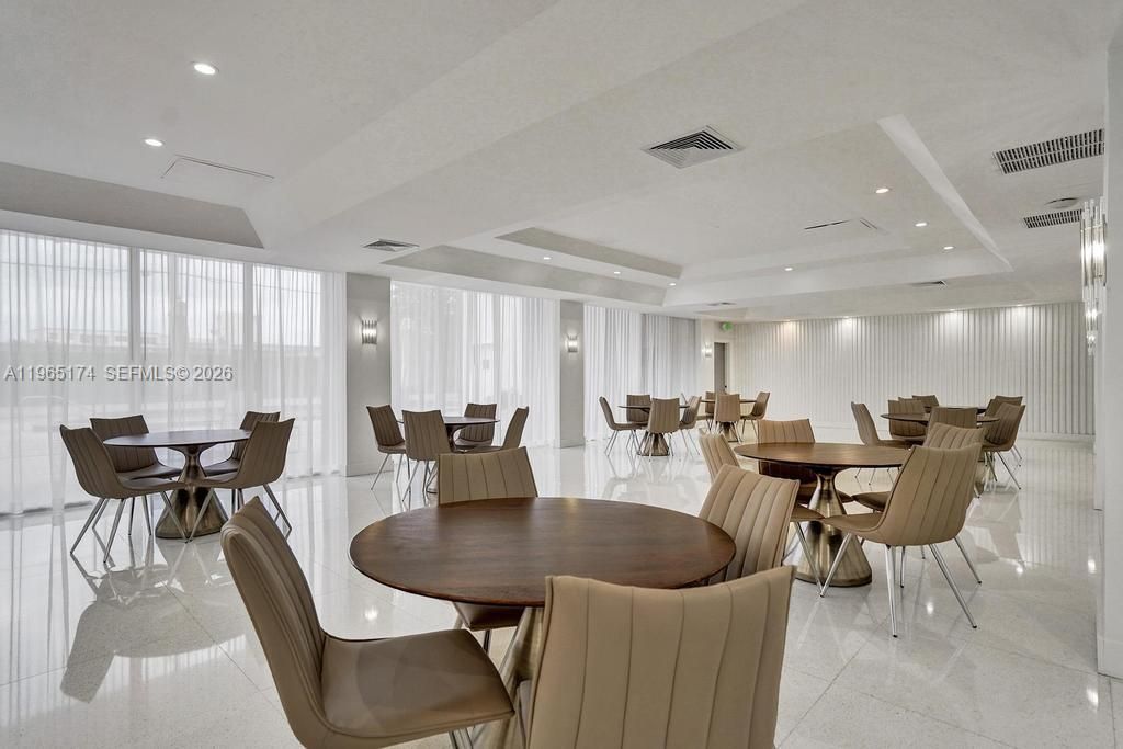 6450 Collins Ave, Unit 202, Miami Beach, FL 33141 Photo