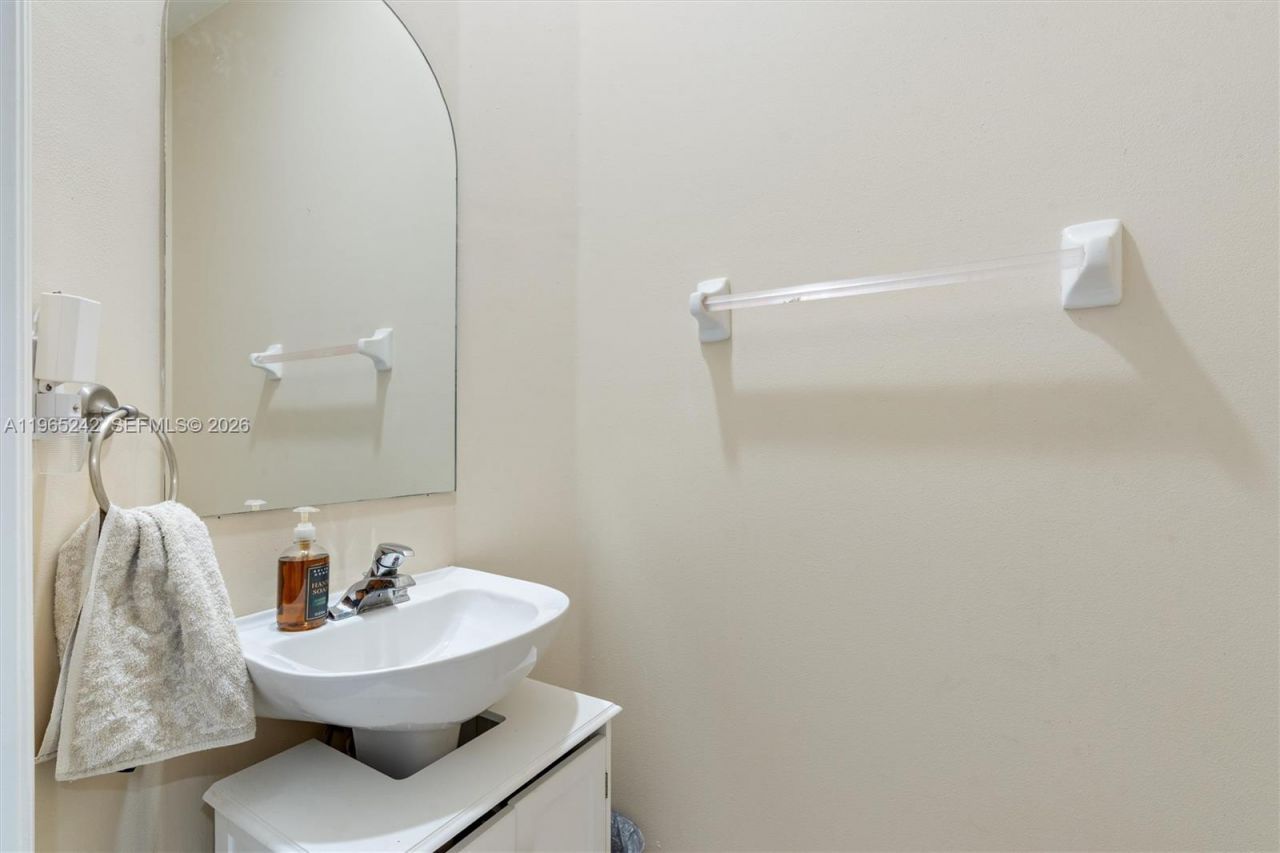 202 River Bluff Ln, Royal Palm Beach, FL 33411 Photo