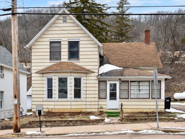 247 North Street, Fountain City, WI 54629