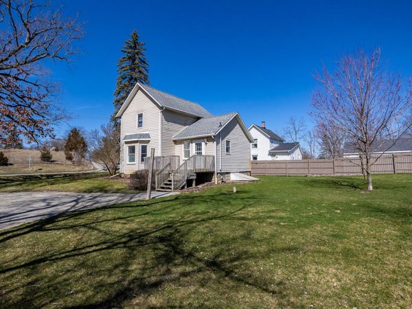 10345 Brooklyn Road, Brooklyn, MI 49230