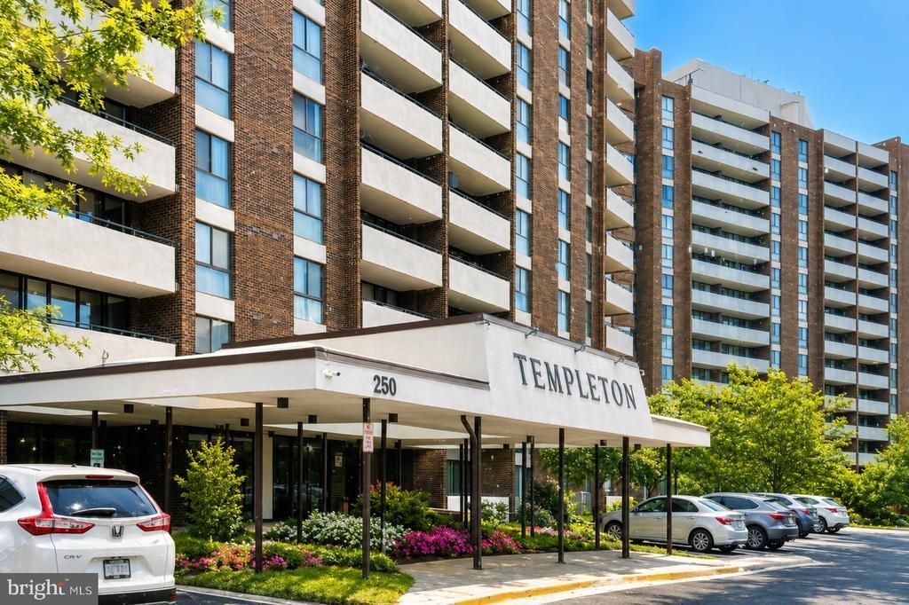 250 S Reynolds Street, Unit 502, Alexandria, VA 22304 Main Photo
