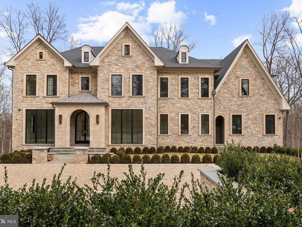 8634 OVERLOOK ROAD, MCLEAN, VA 22102