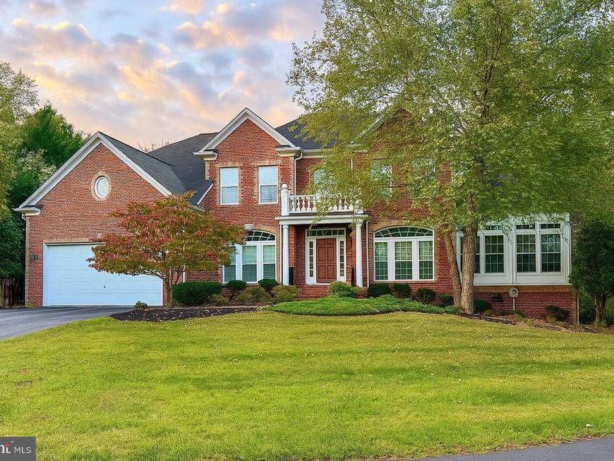 12321 Greenbriar Branch Drive, Potomac, MD 20854 Main Photo