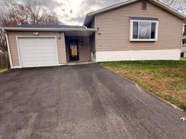 5 REGAL COURT, NEWARK, DE 19713