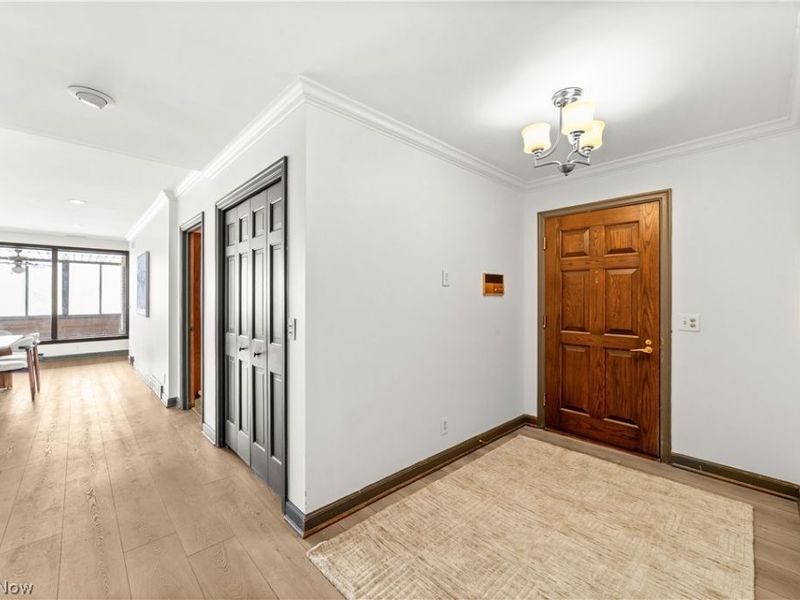 5200 Three Village Drive, Unit LLB, Lyndhurst, OH 44124 Photo 4