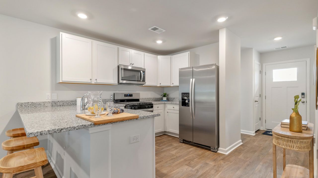 329 Bluebell Way Photo 3