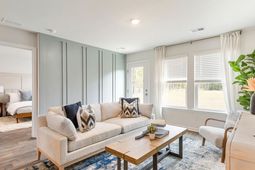 329 Bluebell Way photo 4