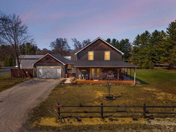 9960 Wildwood Place, DeMotte, IN 46310