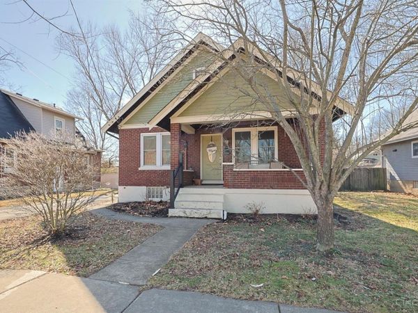 15 Bonham Road, Wyoming, OH 45215