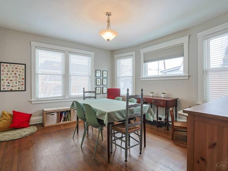 15 Bonham Road, Wyoming, OH 45215 Photo 8