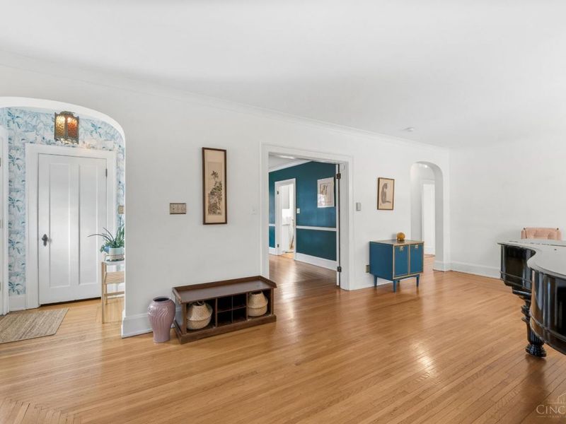 1626 Flora Avenue, North College Hill, OH 45231 Photo 7