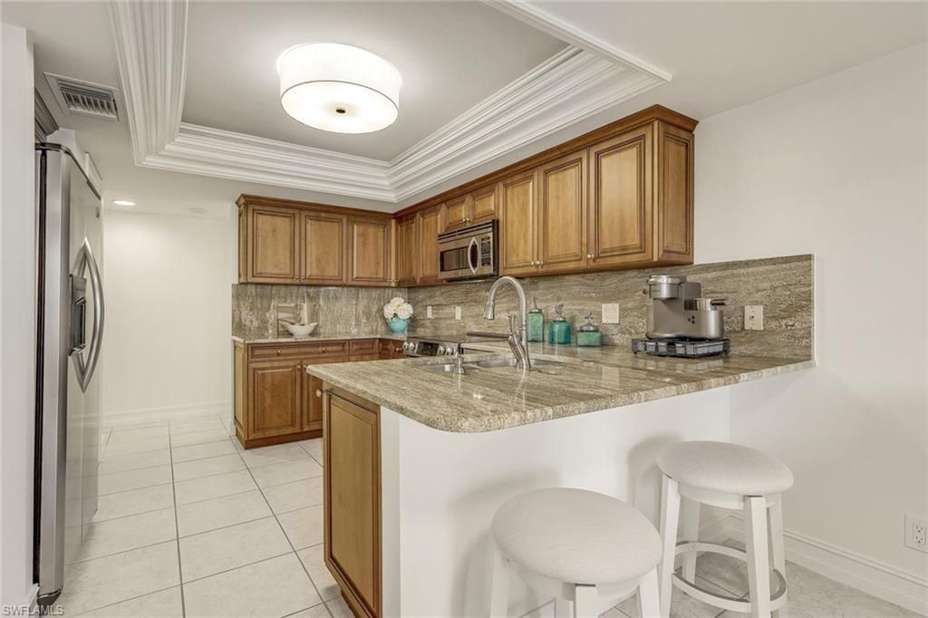 4451 Gulf Shore Blvd N, Unit 406, Naples, FL 34103 Photo