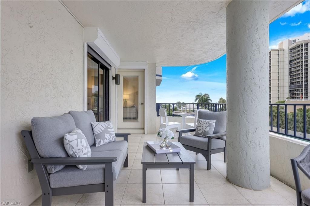 4451 Gulf Shore Blvd N, Unit 406, Naples, FL 34103 Photo