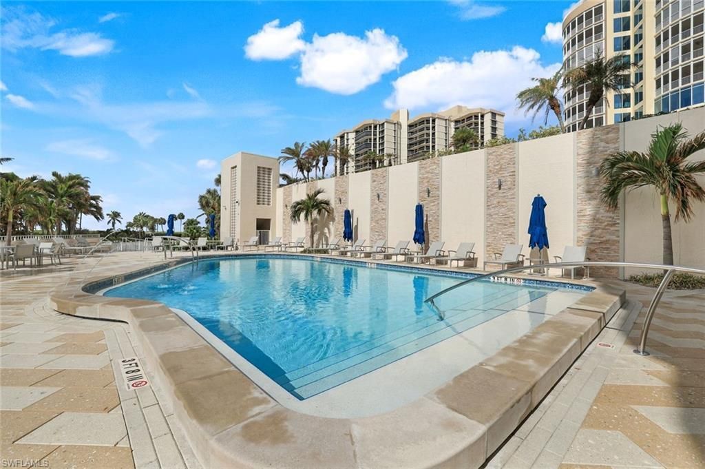4451 Gulf Shore Blvd N, Unit 406, Naples, FL 34103 Photo