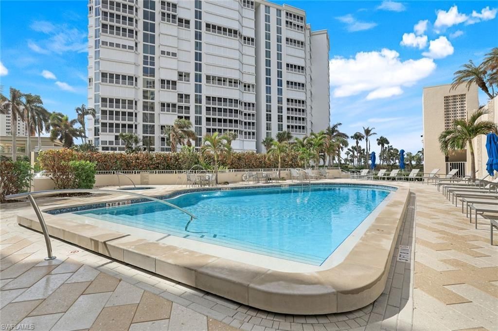 4451 Gulf Shore Blvd N, Unit 406, Naples, FL 34103 Photo