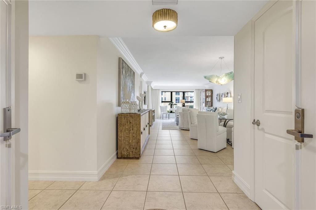 4451 Gulf Shore Blvd N, Unit 406, Naples, FL 34103 Photo